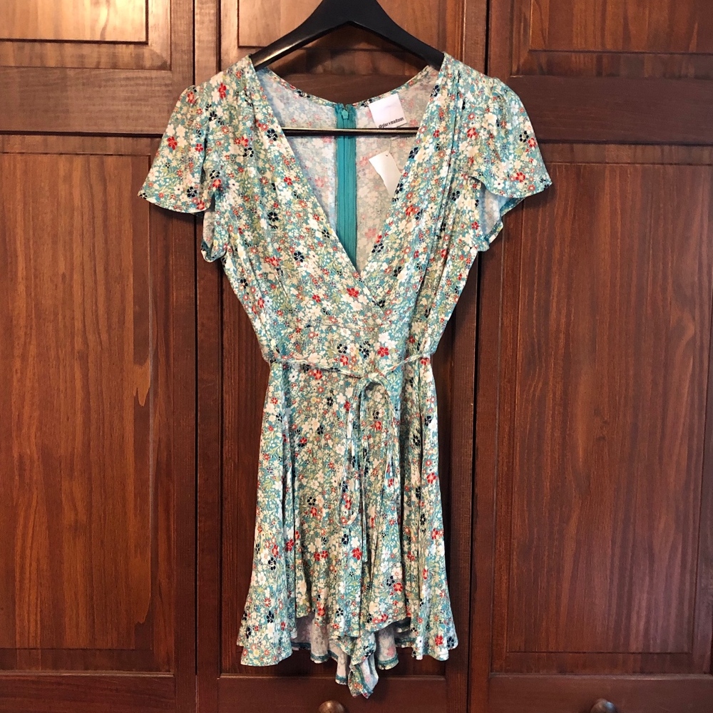 Skylar & Madison Floral Romper NWT